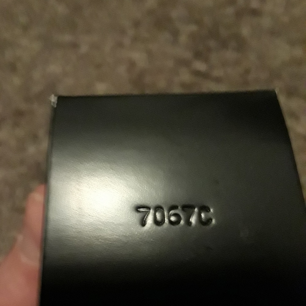 Fenty Foundation by Rihanna - Picture 2 of 4